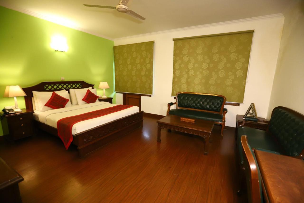 Hotel Ambica Palace Aiims New Delhi - Couple Friendly Local Id Accepted Luaran gambar